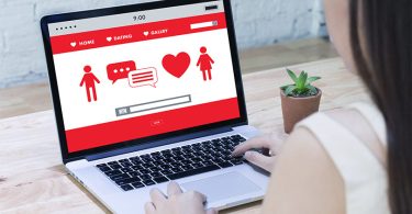 Iskanje partnerja na spletu